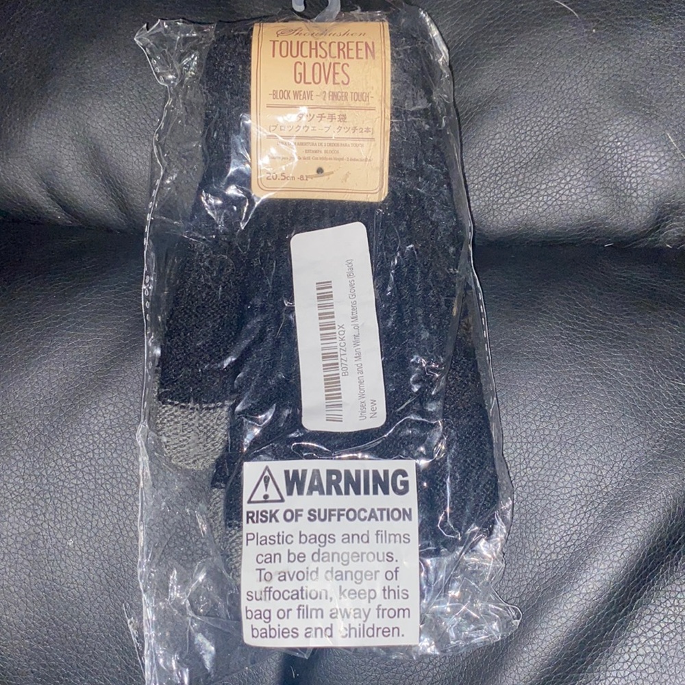 New unisex gloves color black finger touch gloves .